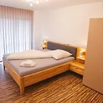 Ek - Living Ferienhaus, 8 Personen - 550 M Zur Spieljochbahn - Zillertal بيت للعطل