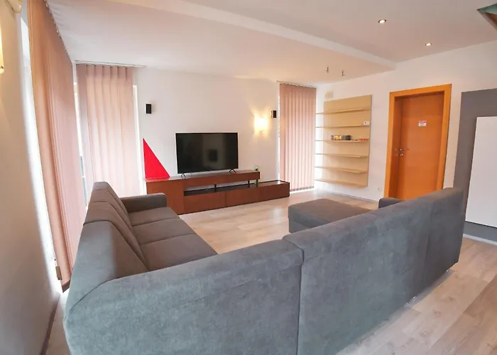 度假居 Ek - Living *