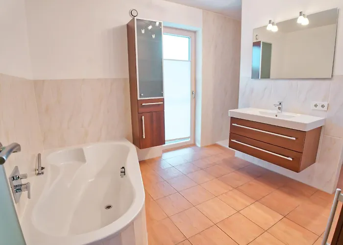 度假居 Ek - Living 菲根