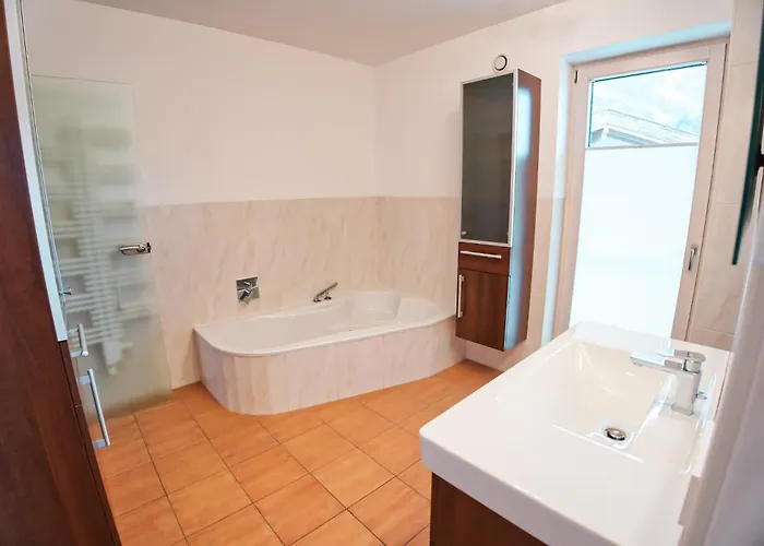 Ek - Living بيت للعطل